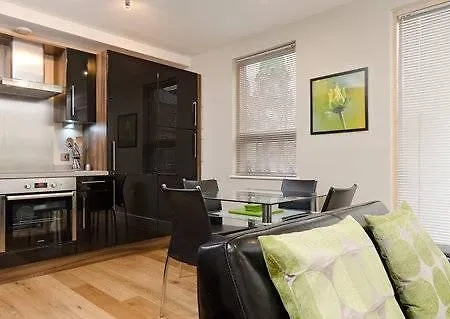 Hamilton Court From Your 4*